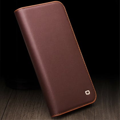 Qialino Apple iPhone 15 Exquisite Leather Book Bruin