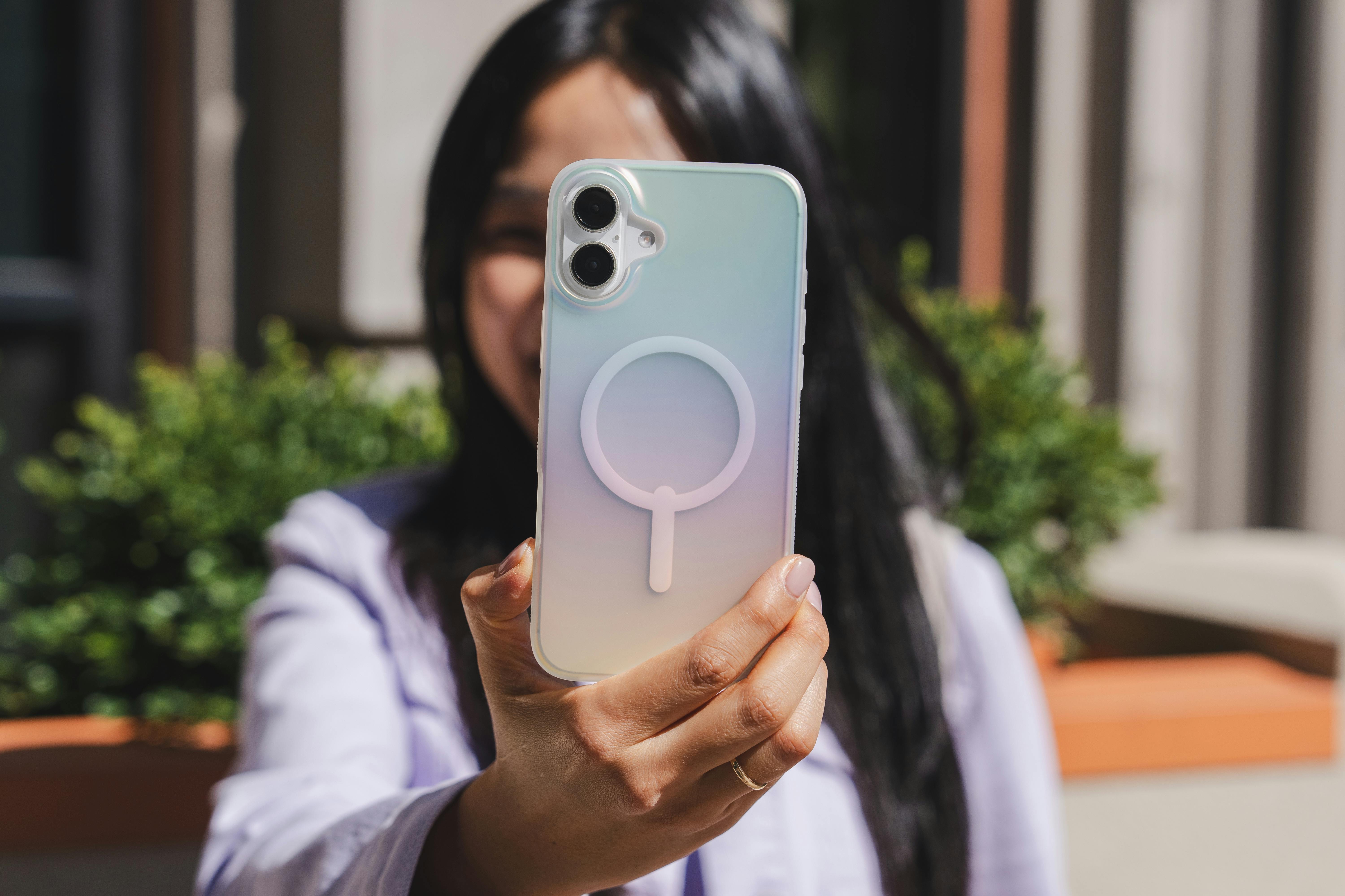 ZAGG iPhone 16 Plus Milan MagSafe Case Iridescent