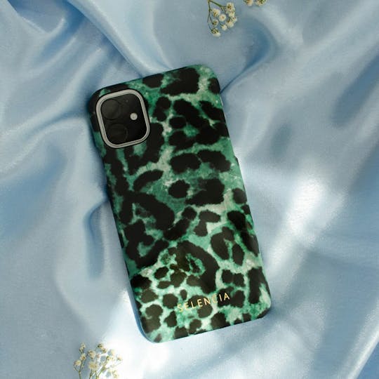 Selencia iPhone 12 (Pro) Fashion Hoesje Green Panther