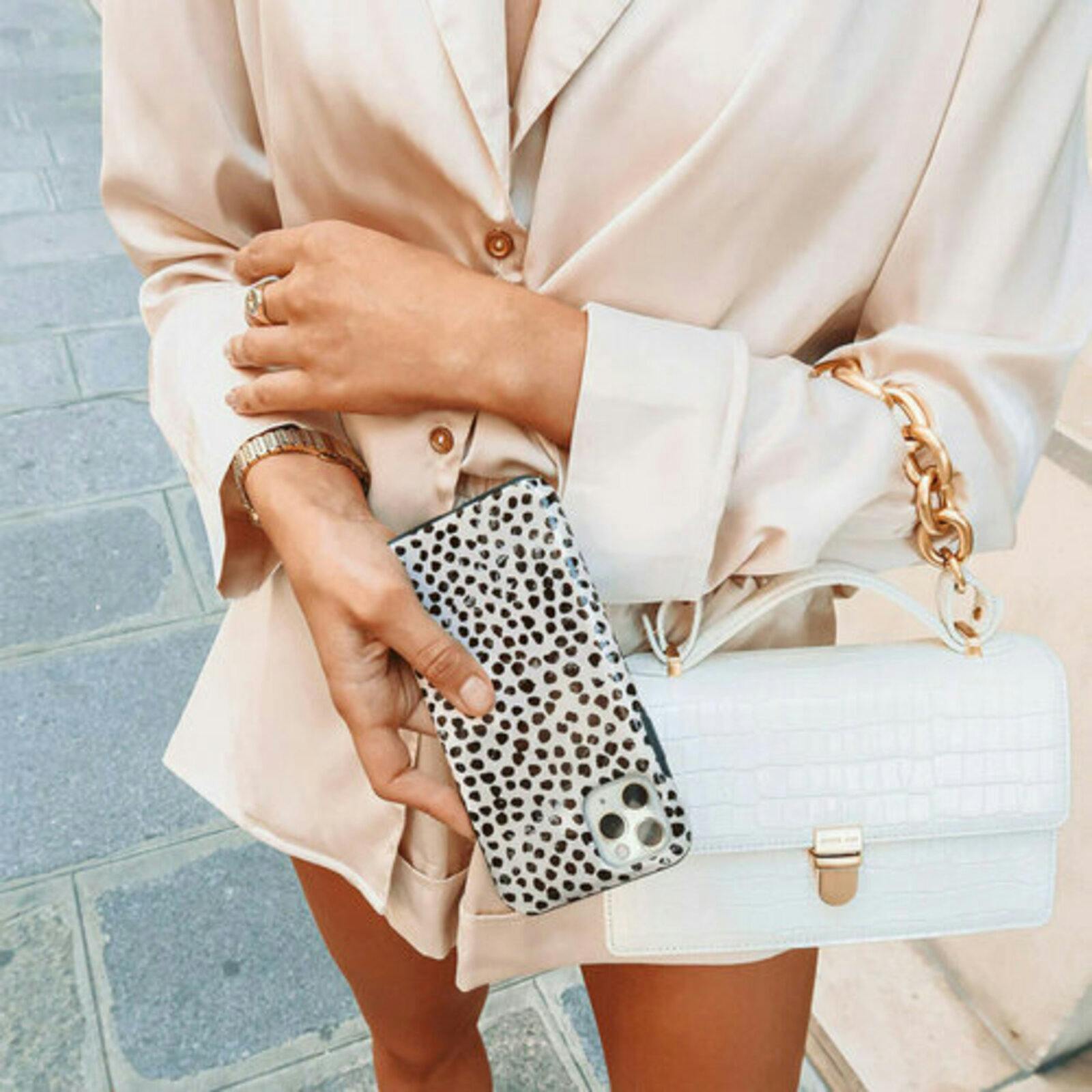 Burga iPhone 16 Pro Max Hoesje Almond Latte