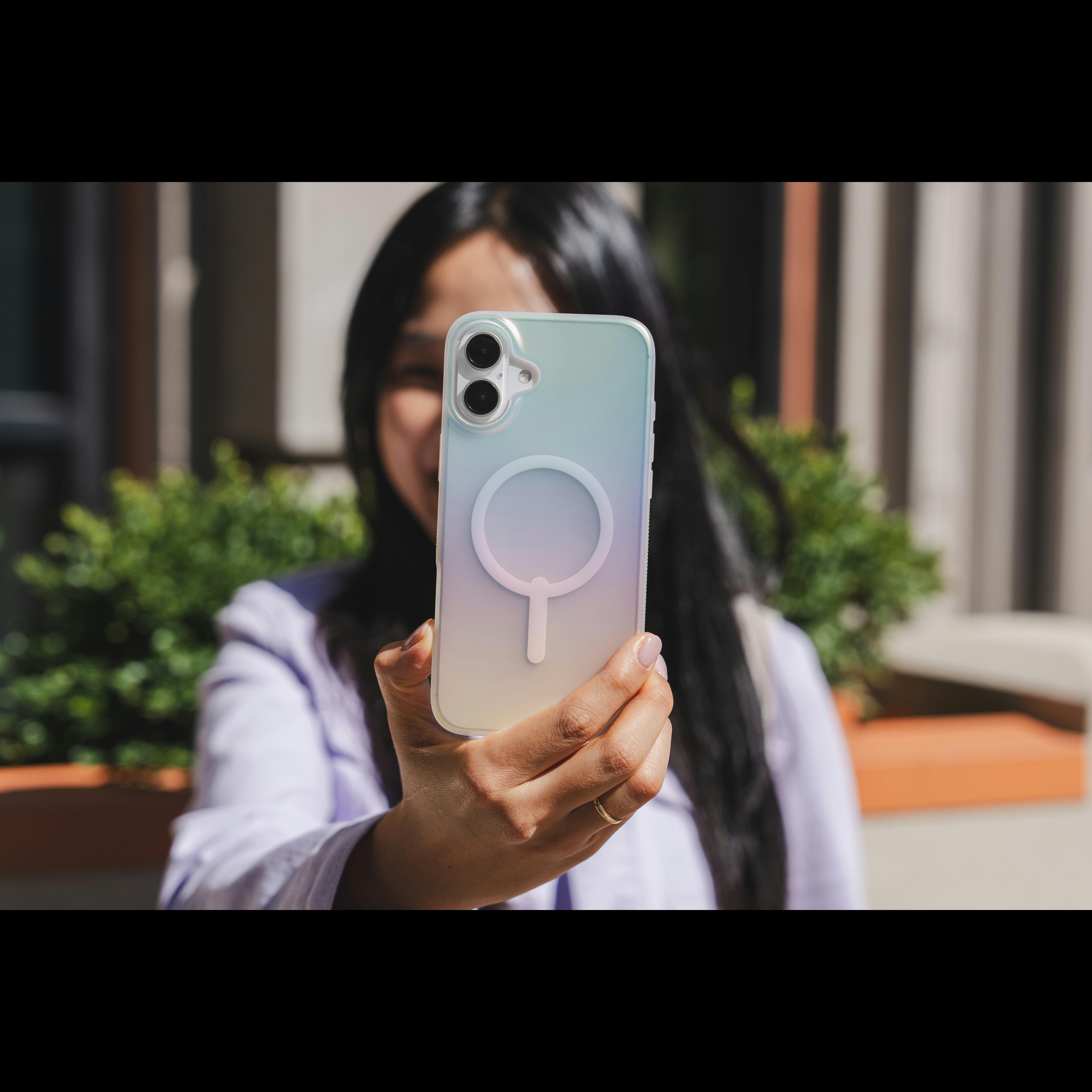 ZAGG iPhone 16 Milan MagSafe Case Iridescent