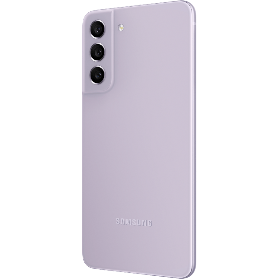 Achterkant Samsung Galaxy S21 FE achterkant schuin met camera-eiland in Lavender